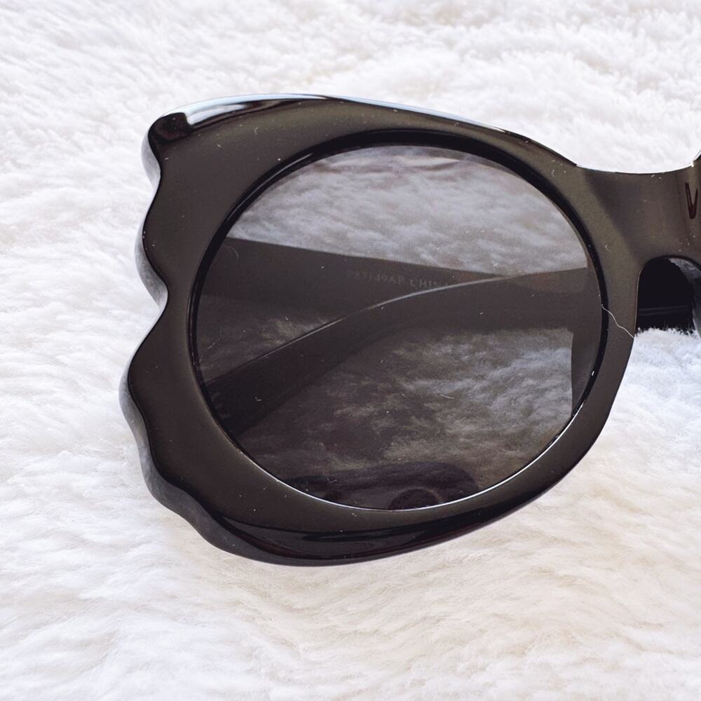 Eliza Black Butterfly-shaped Sunglasses - Picture 2 of 13